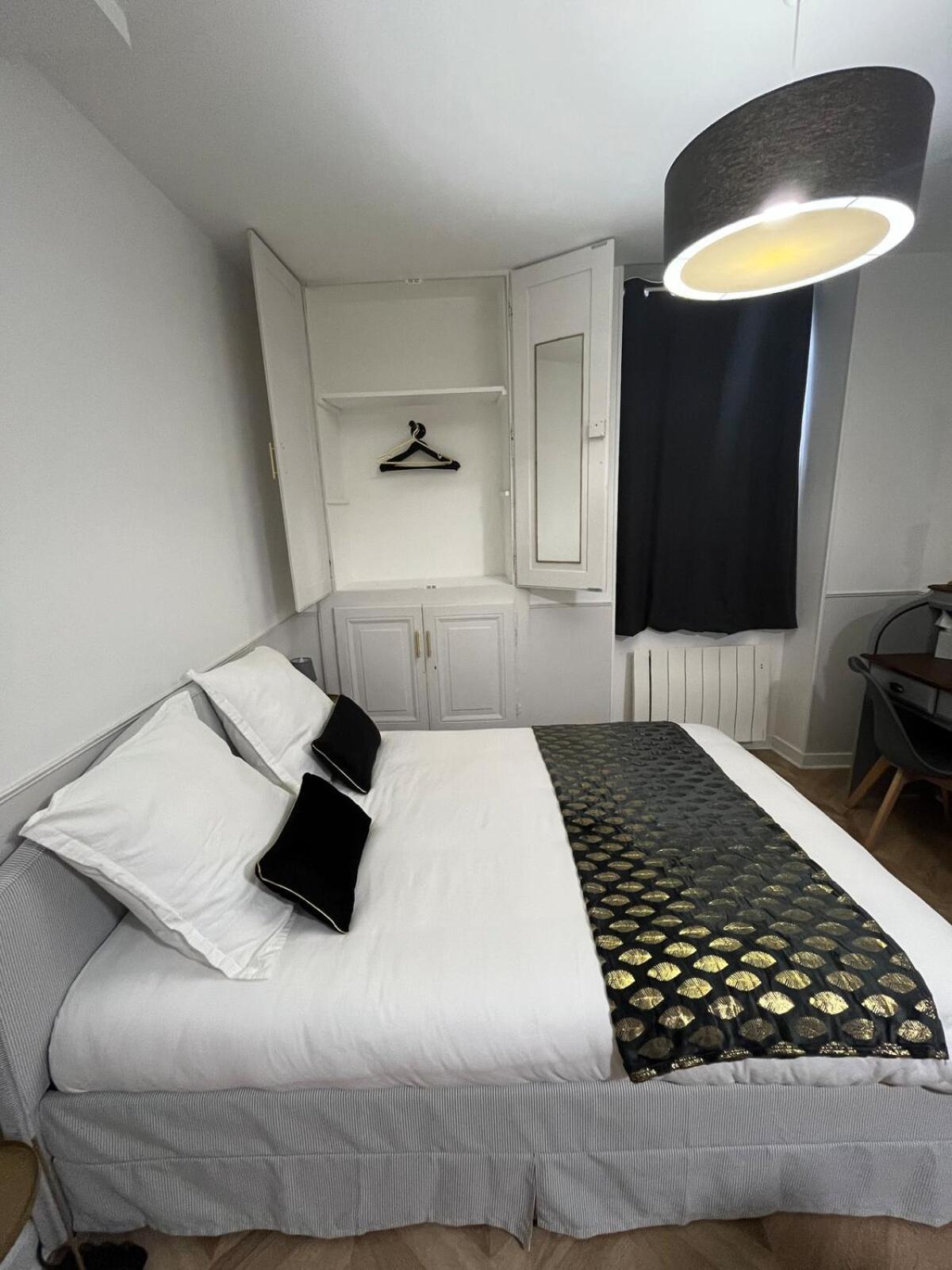 Le Studio Haslay Seraucourt En Plein Coeur De Ville De Bourges - Charme De L Ancien Et Confort Contemporain Luaran gambar